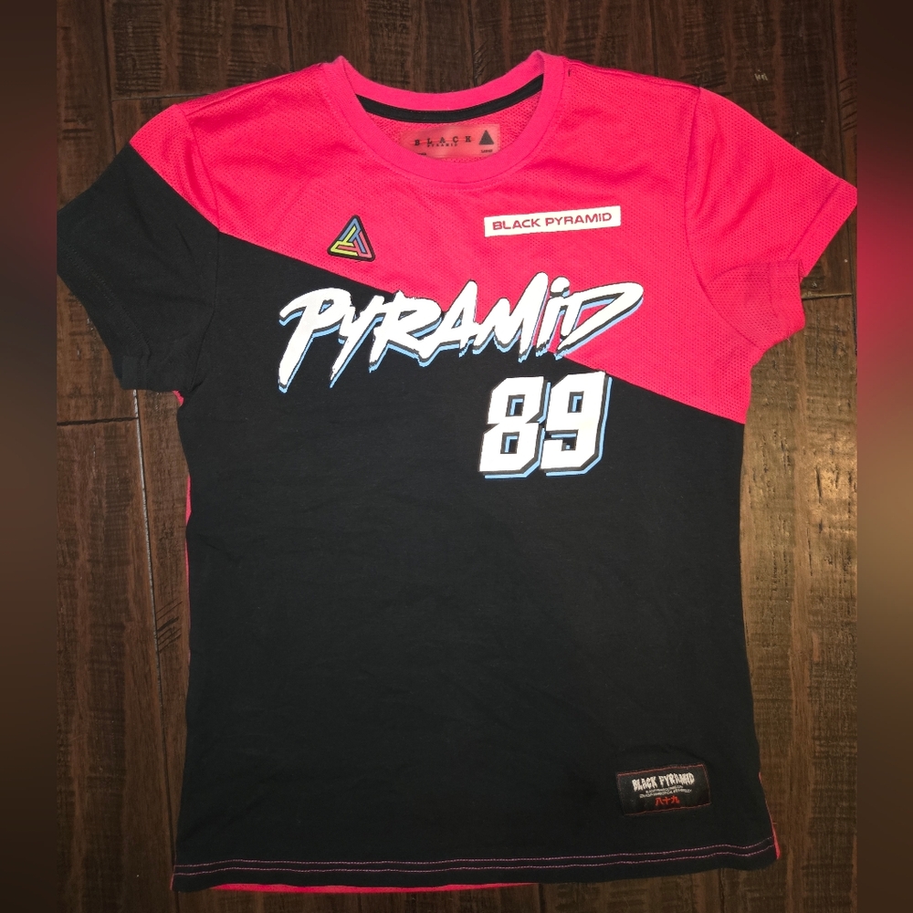Black Pyramid Kids Graphic Tee - Pink and Black Sz Large